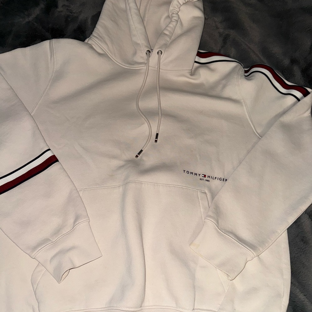 Tommy Hilfiger White Hoodie with Red and Black Accents